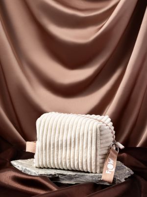 תיק ביוטי פלאפי